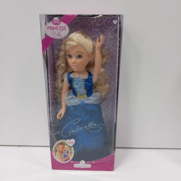 Disney Princess & Me Doll IOB